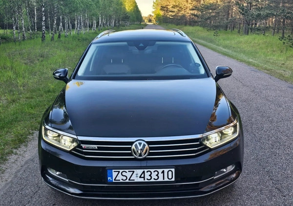 Volkswagen Passat cena 67900 przebieg: 217000, rok produkcji 2015 z Śrem małe 742